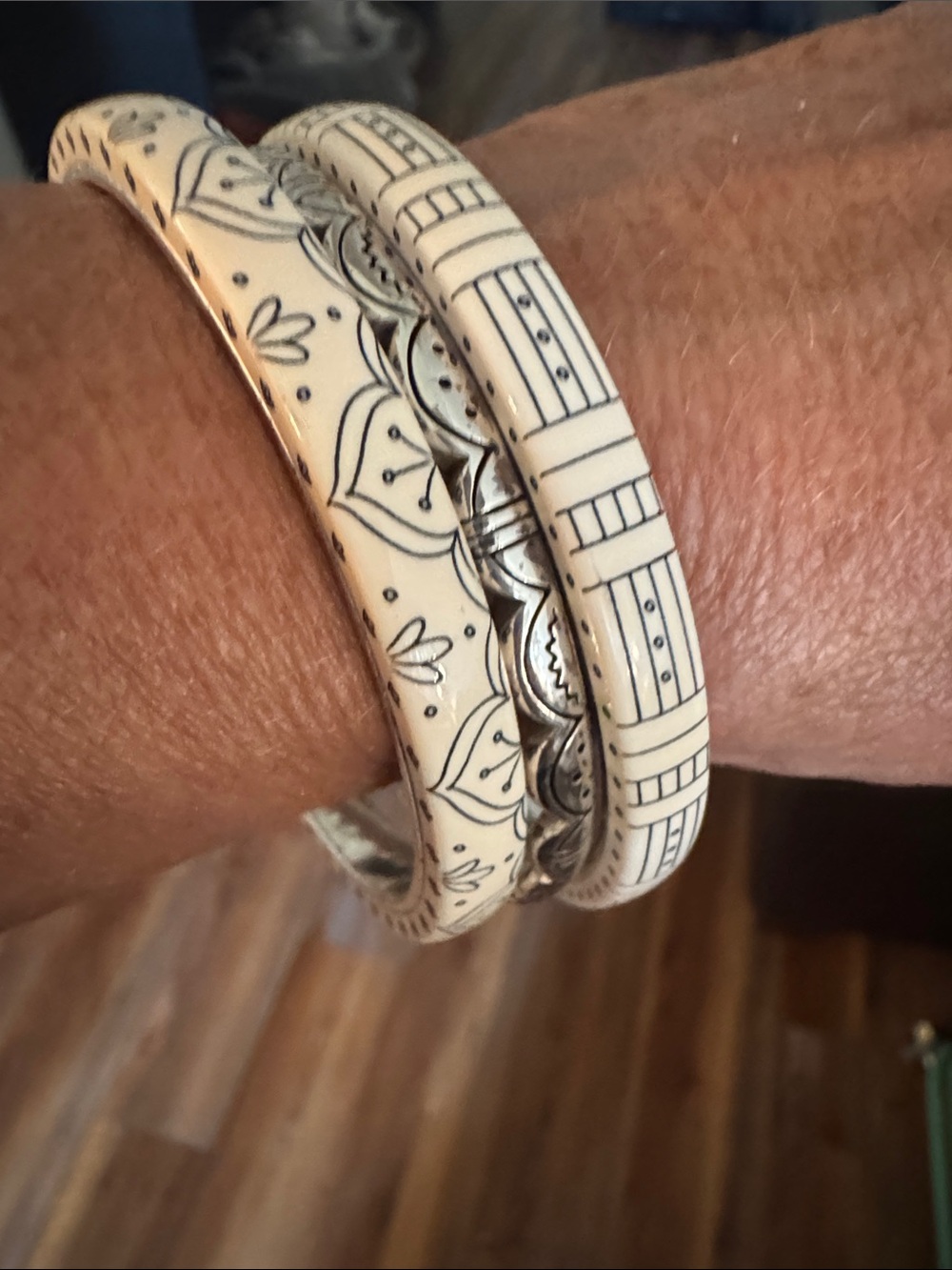 Brighton Cream and Silver Bangle Bracelet Set